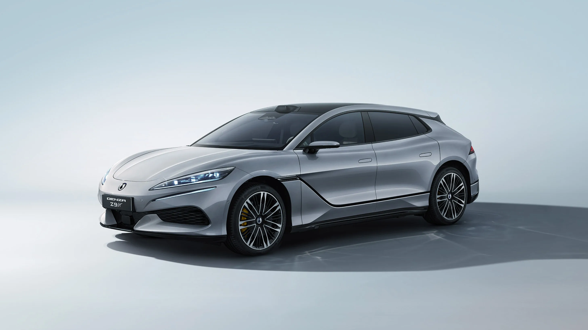 BYD của Trung Quốc tuyên bố kỷ lục thế giới về quãng đường chạy xe điện với 644 dặm