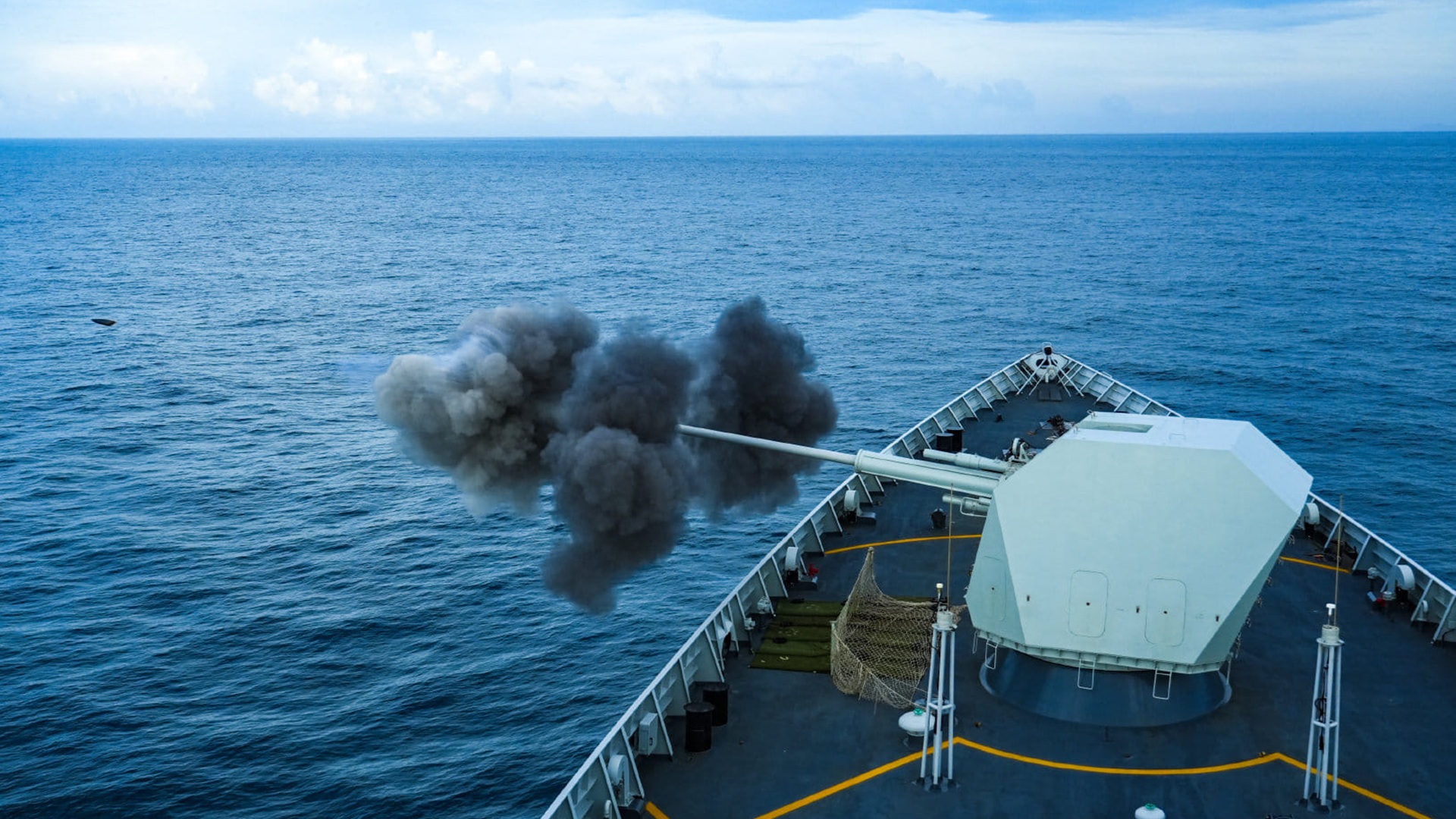 World’s largest navy tests 13,200-ton Type 055 destroyers in first live-fire drill