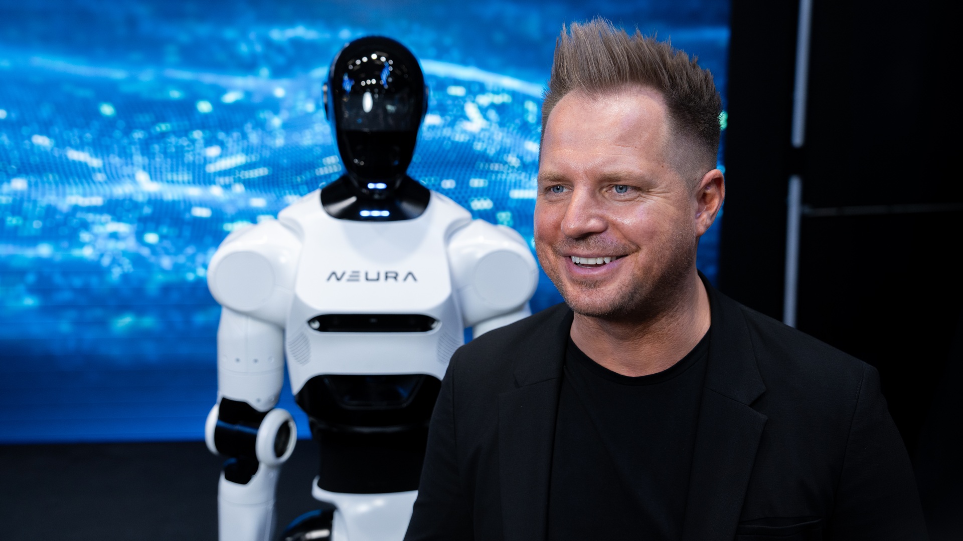 Giant 25,000-square-foot robot gym in Germany to train hundreds of humanoid robots