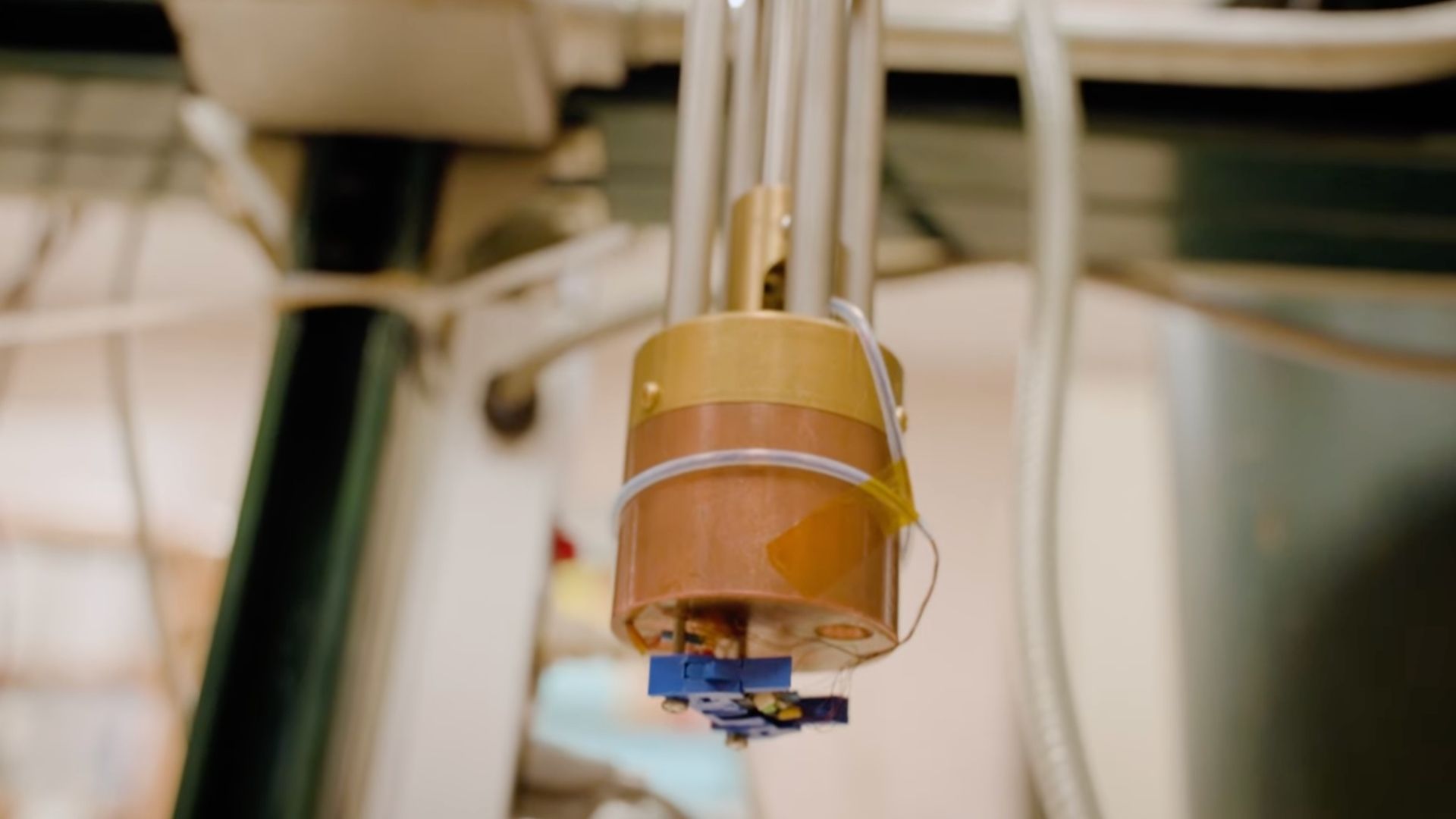 Đội Mỹ đạt siêu dẫn điện ở nhiệt độ kỷ lục 151 Kelvin dưới áp suất môi trường