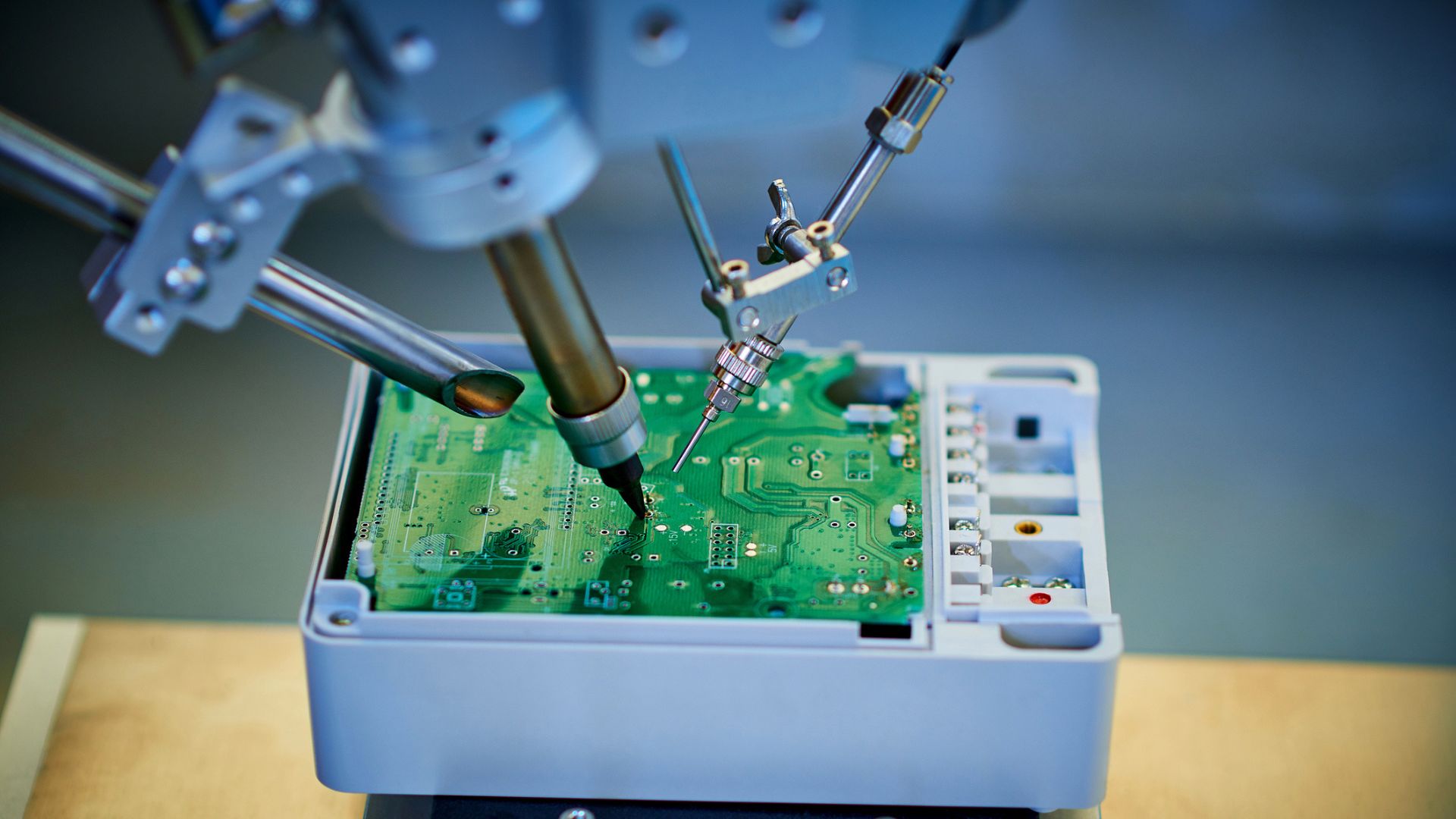 Molecular ‘toolbox’ could power next-gen chips, smart clothes