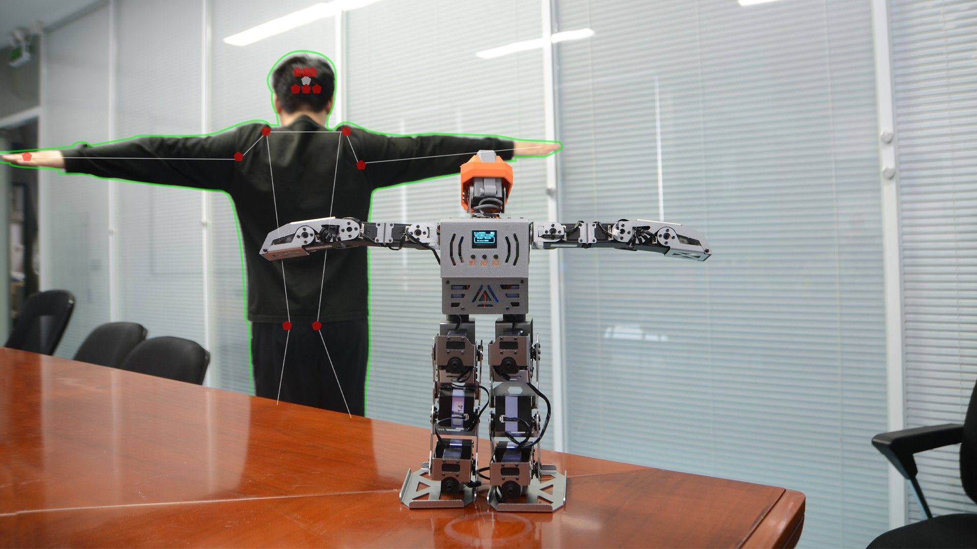 Chinese firm unveils compact SamuRoid humanoid robot with 22-DOF