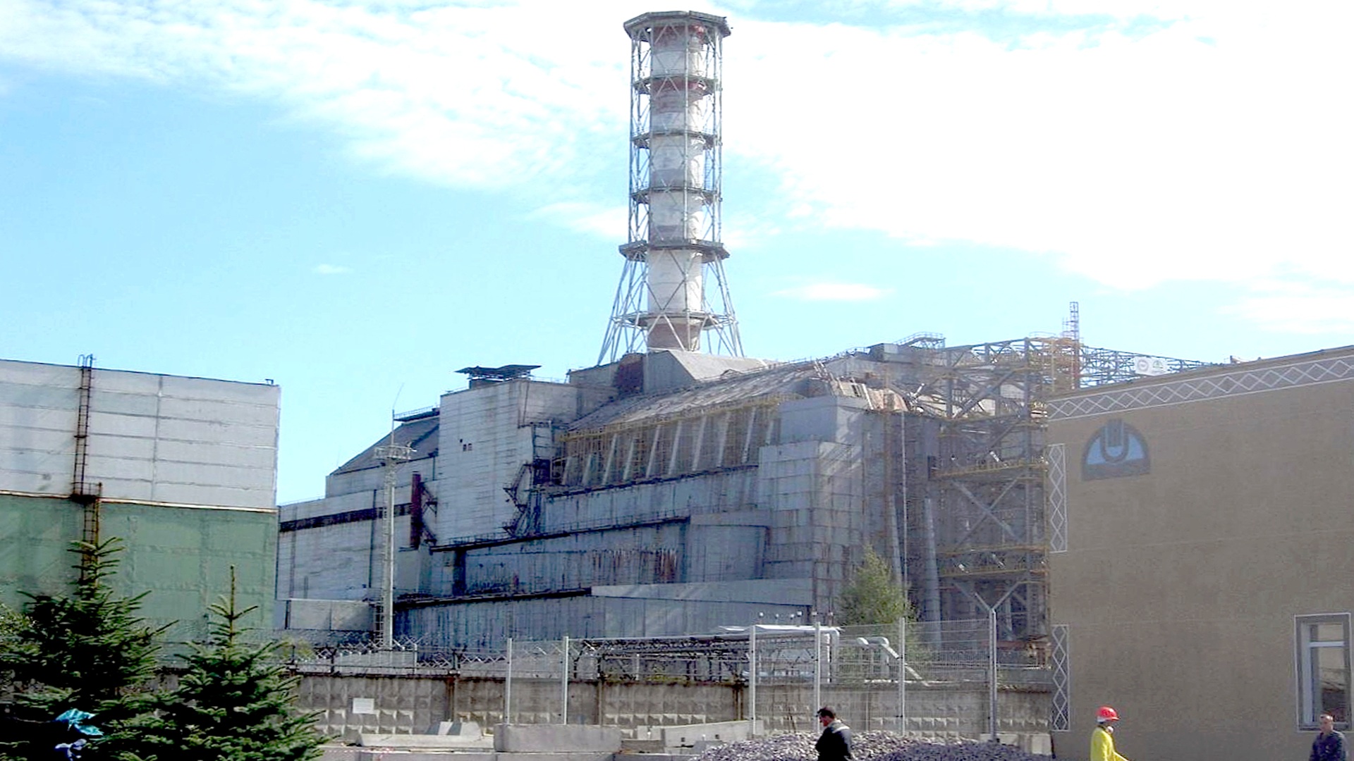 Chornobyl at 40: How the world's worst nuclear disaster still shapes ...
