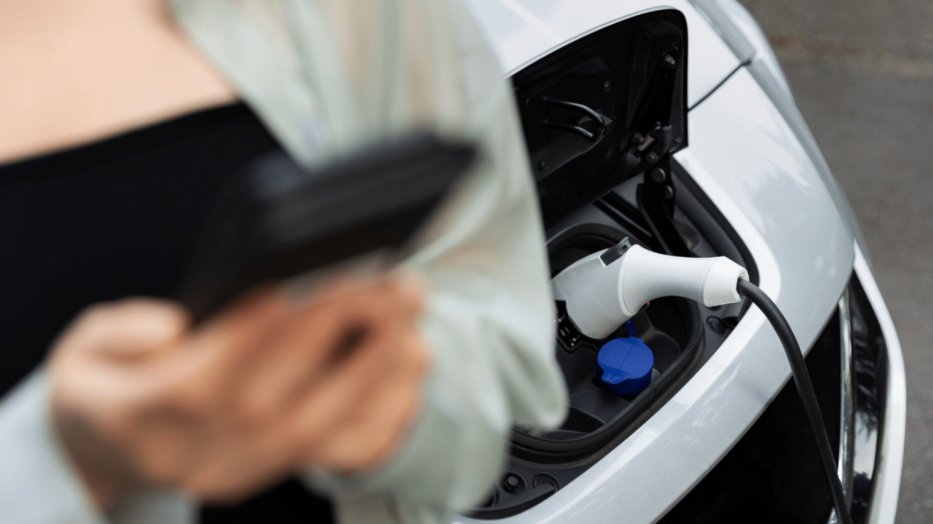 China targets retired EV batteries, mandates digital traceability