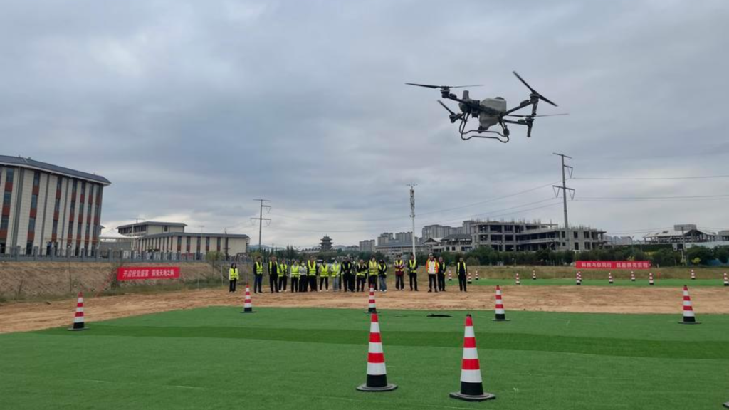 China demonstrates microwave beam that recharges drones in flight, continues power delivery