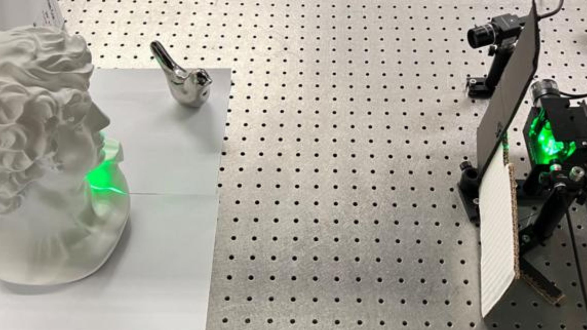 3D-sensing technology could improve self-driving cars and robotic surgery