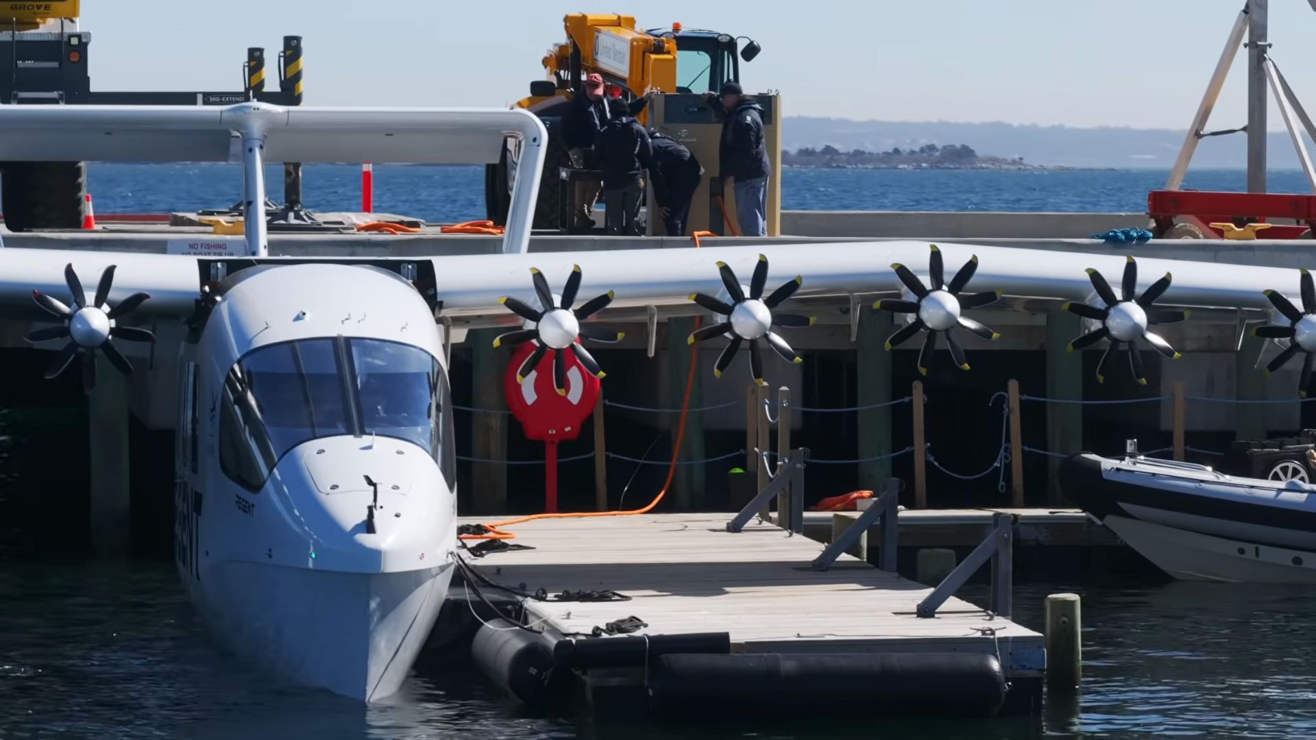 REGENT's electric Seagliders can now recharge off-grid in remote areas