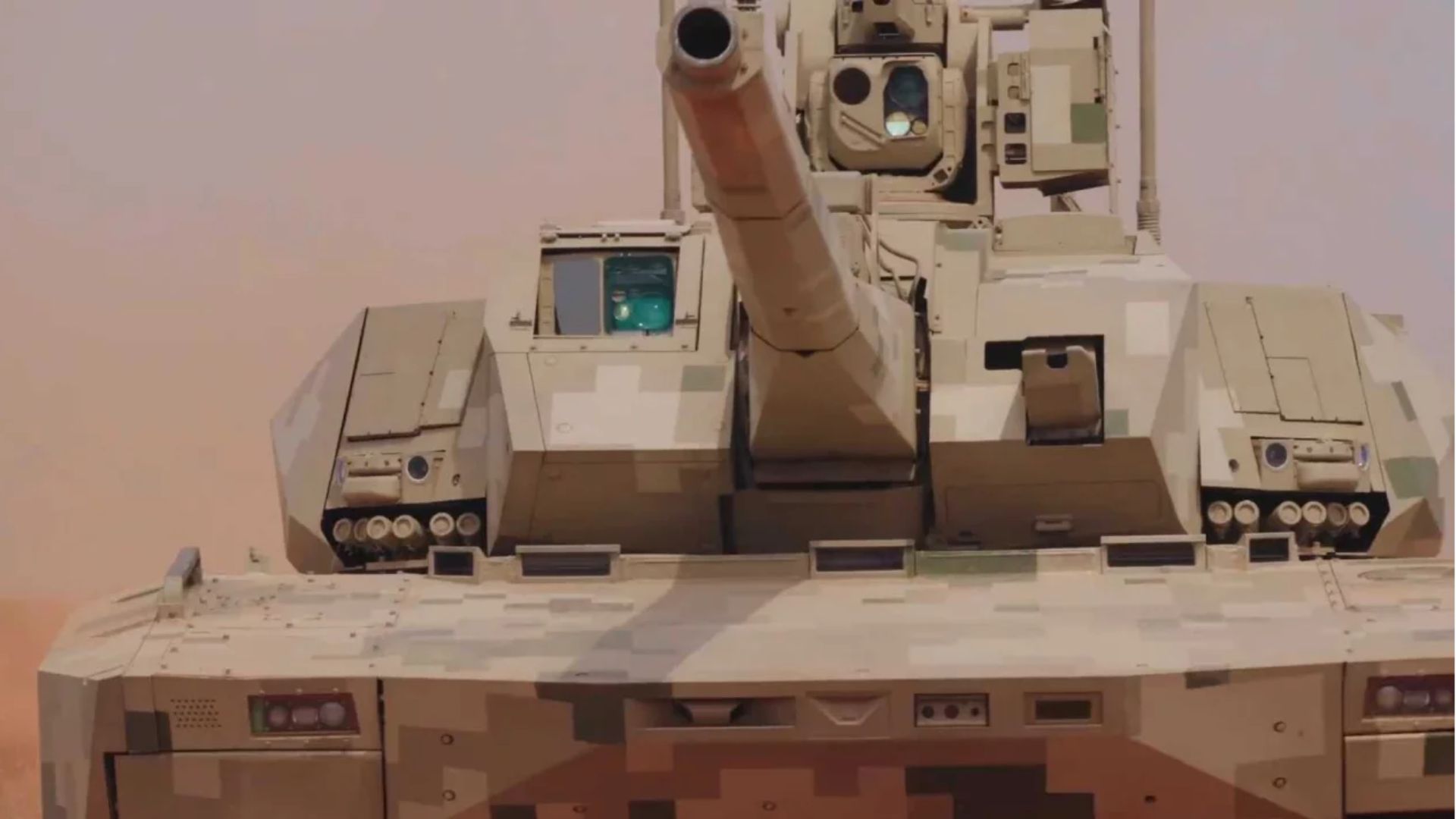 China präsentiert neues Type-100 Kampffahrzeug für den Drohnenschutz