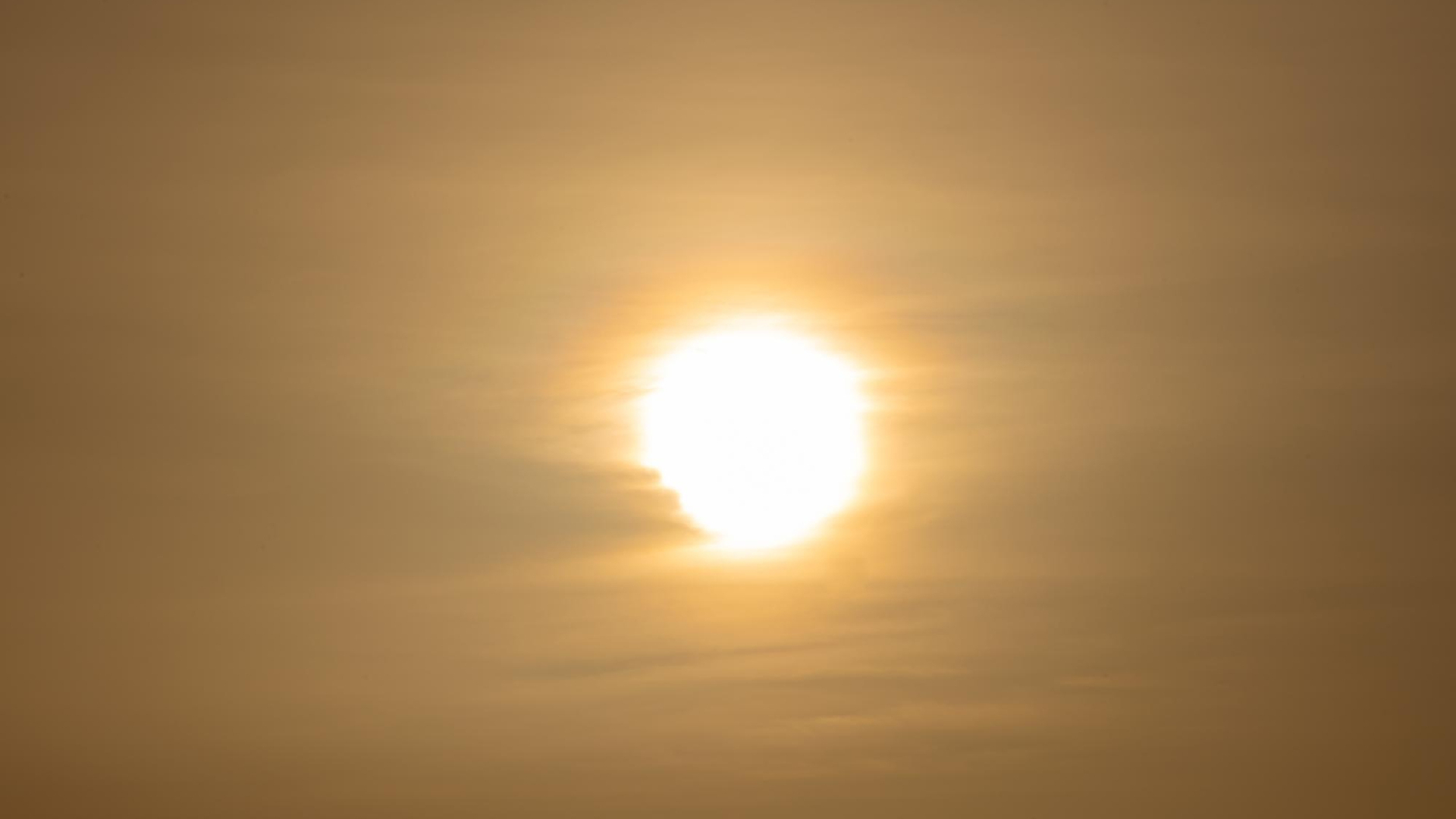 Sonnenblitzungen liefern neue Beweise für magnetische Turbulenzen nahe der Sonne
