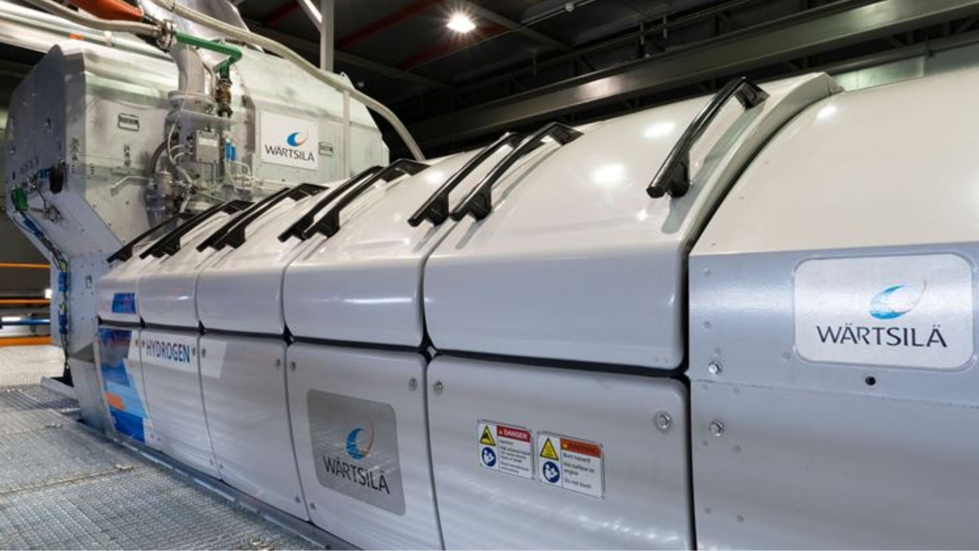 World’s first large-scale 100% hydrogen engine feeds power into electricity grid