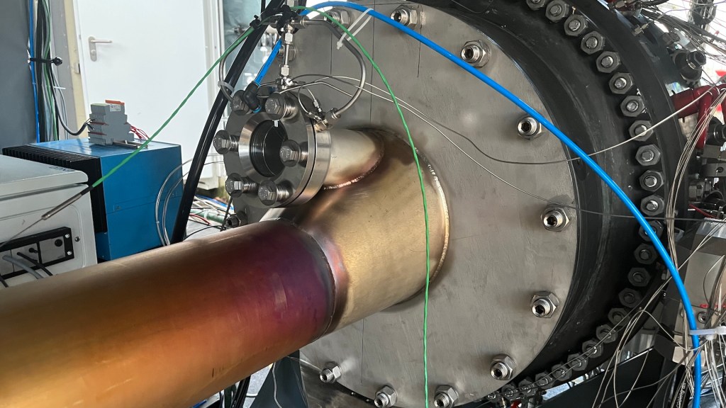 In a first, hydrogen engine restart for high-altitude conditions tested by GE Aerospace