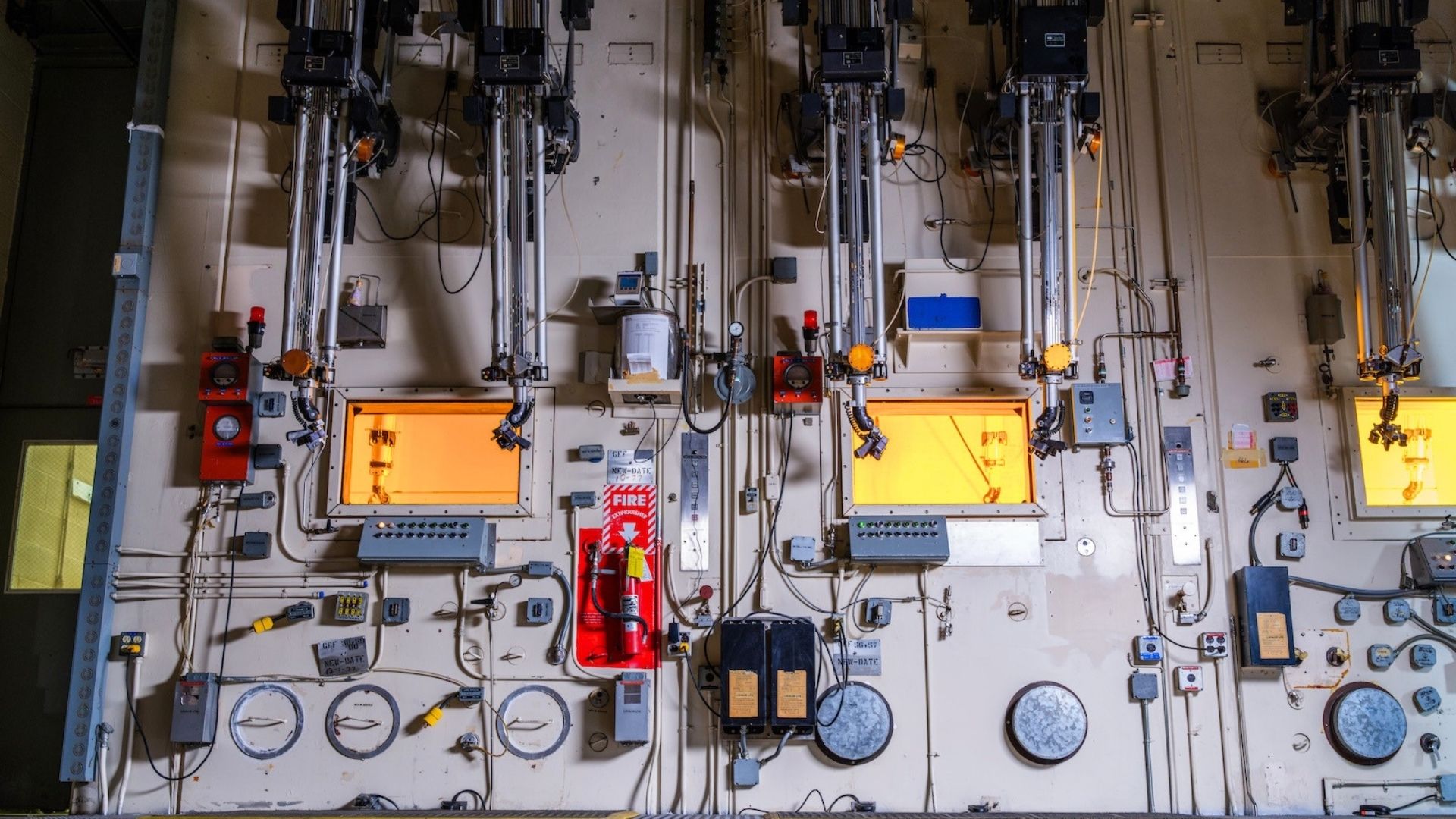 ‍Hot cell infrastructure. Zeno Power