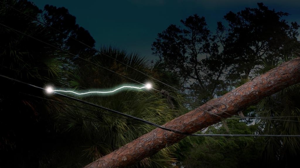 Smart US tool detects dangerous power line arcing before wildfires can start