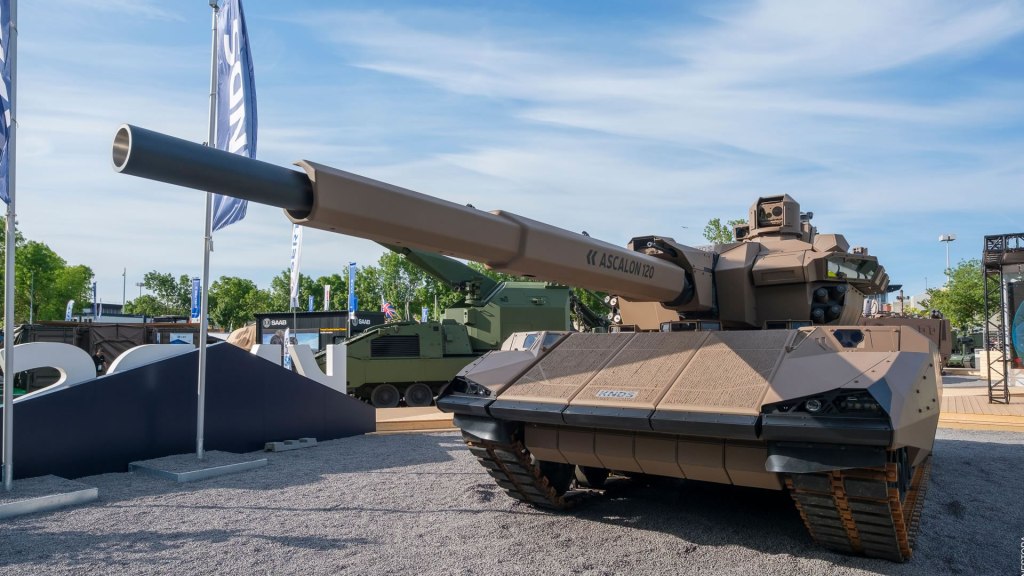 New Franco-German armored tank incorporates unmanned turret and drone systems