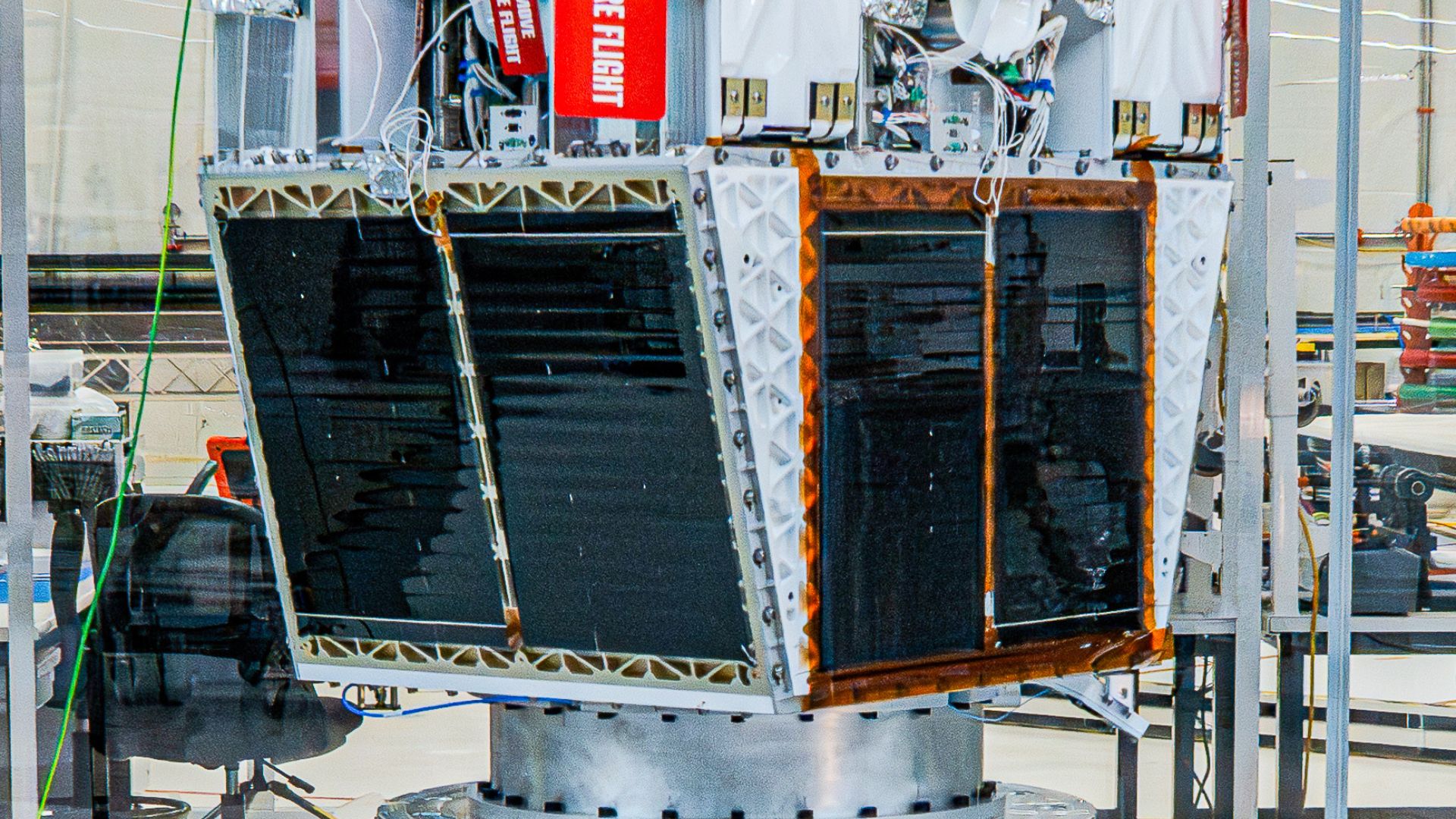 New ‘space mirror’ satellite aims to bring sunlight to Earth even during the night — GLOBAL — Aslikannih