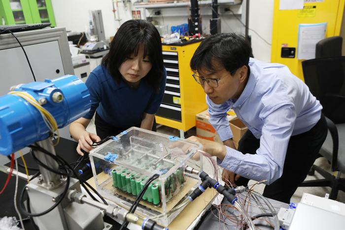 South Korean Researchers Reduce Lithium-Ion Battery Coolant Volume by Eighty-Five Percent