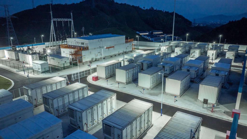 New computing method predicts battery lifespan in days, offers energy storage boost
