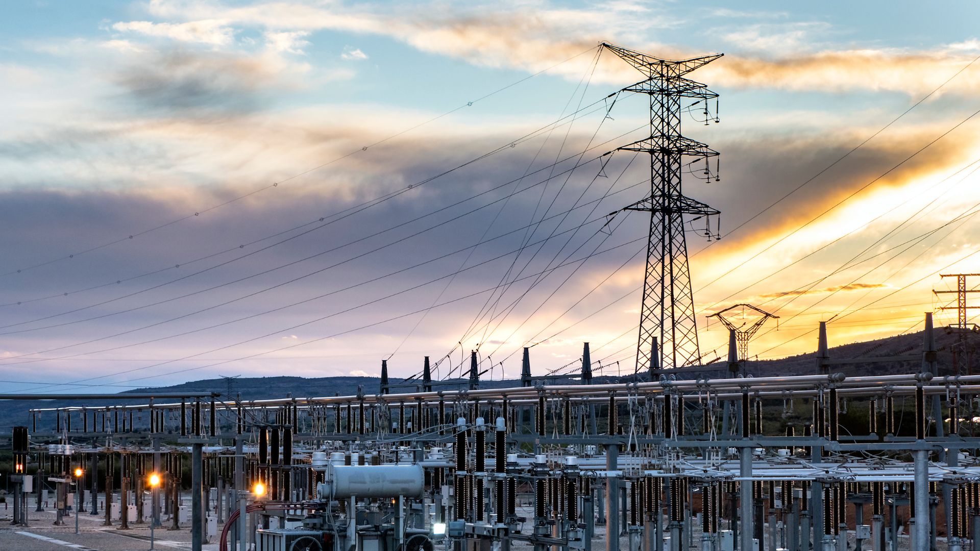 MIT Researchers Propose Climate-Informed Siting to Prevent Future Power Grid Failures