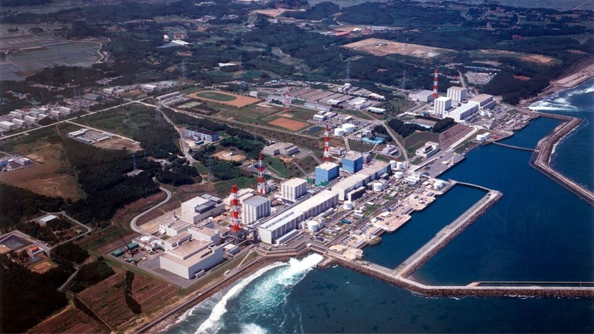 Over 53,000 Fukushima plant cleanup workers hit key radiation exposure mark