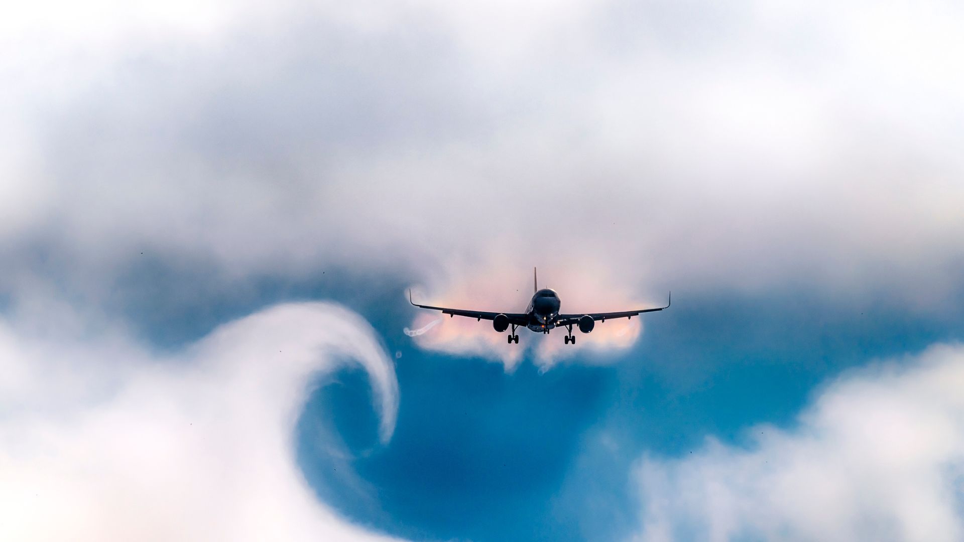 New subsurface material calms jet turbulence with microscopic vibrations at 640 mph