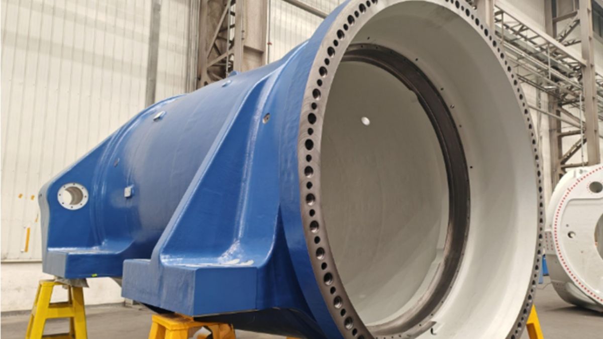 World’s most powerful 15-megawatt onshore wind turbine gets giant new castings