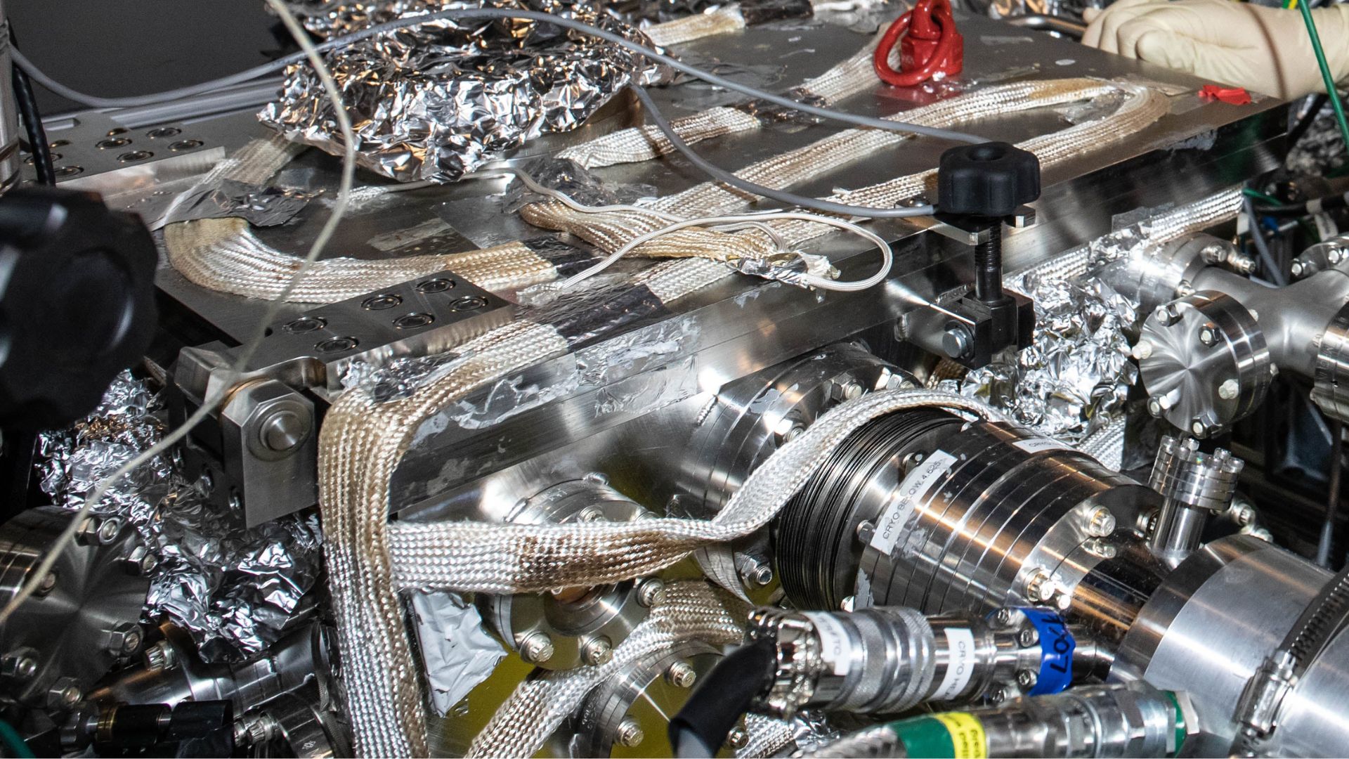 Copper endures 2,595°F in US nuclear fusion reactor material test, defies earlier models - Interesting Engineering image