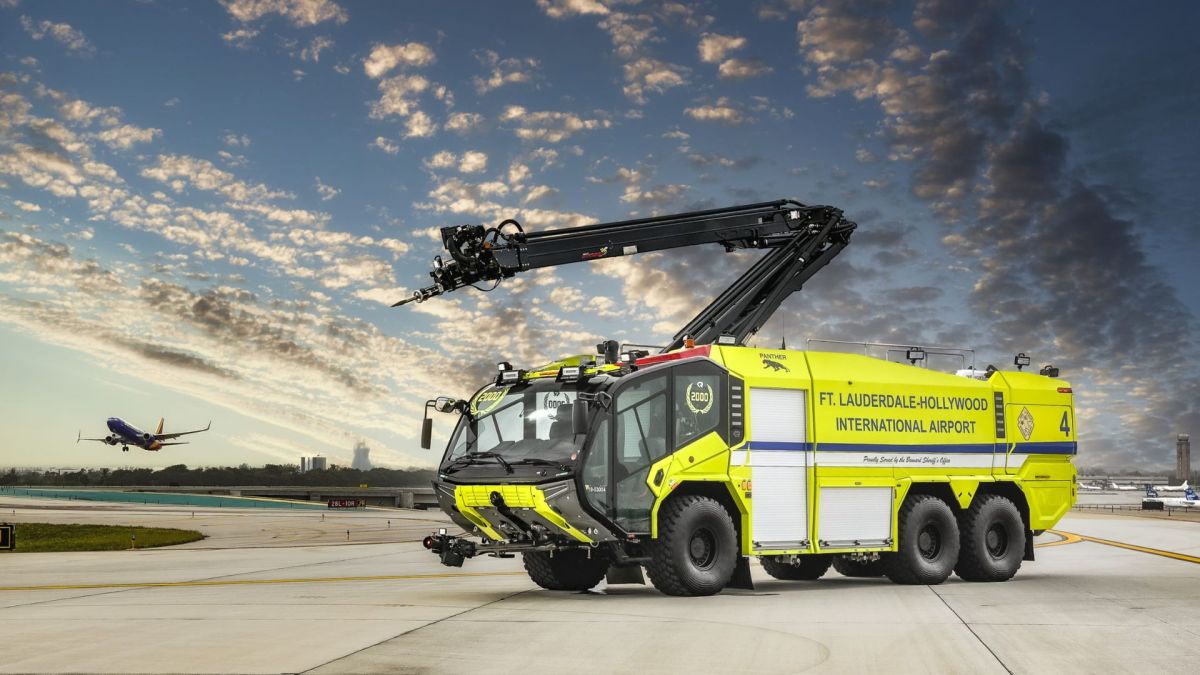 400-kW charger deployed at US airport to power world’s first fully electric fire truck