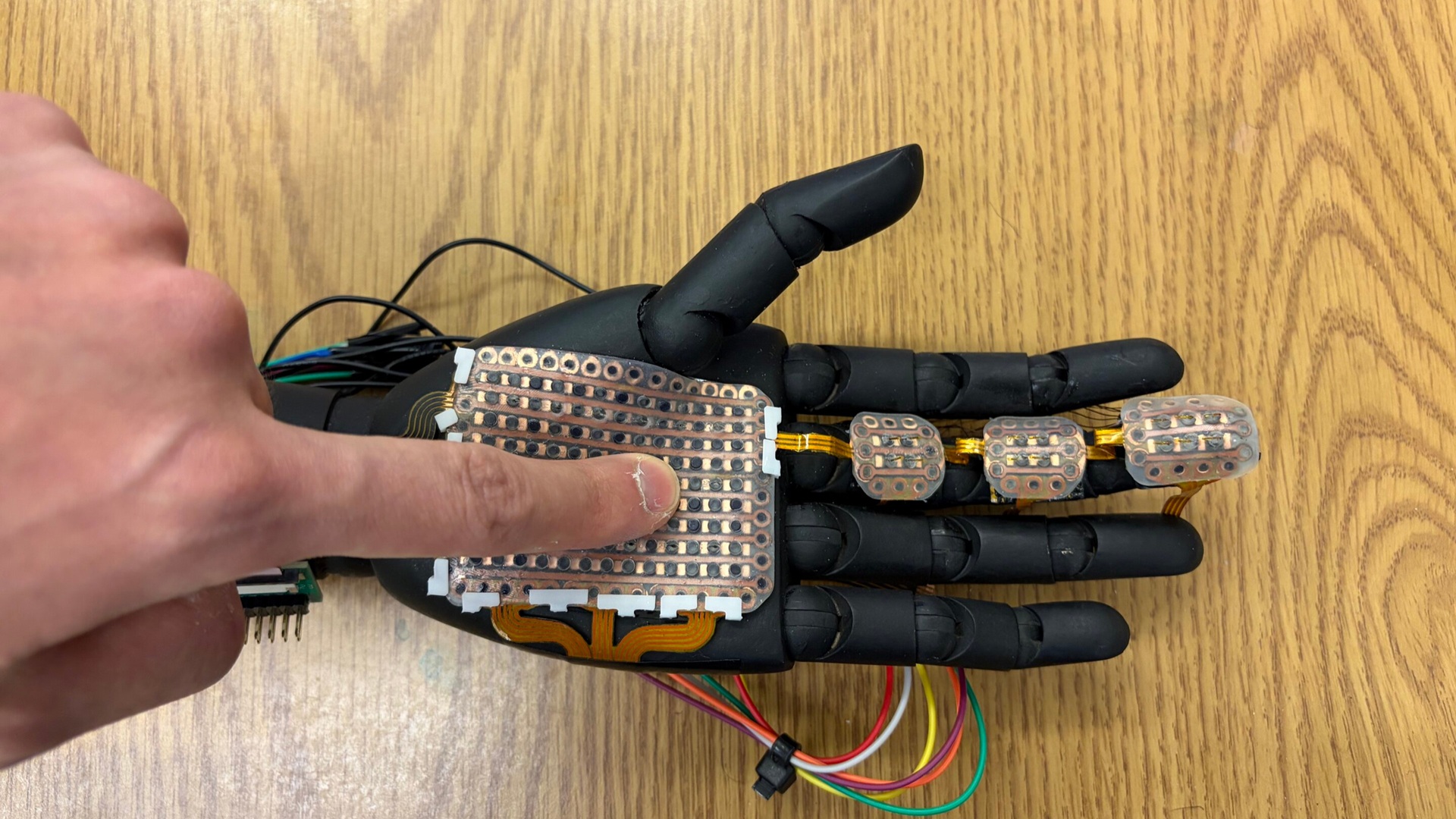 Washington State University Researchers Develop High-Resolution Modular Electronic Skin