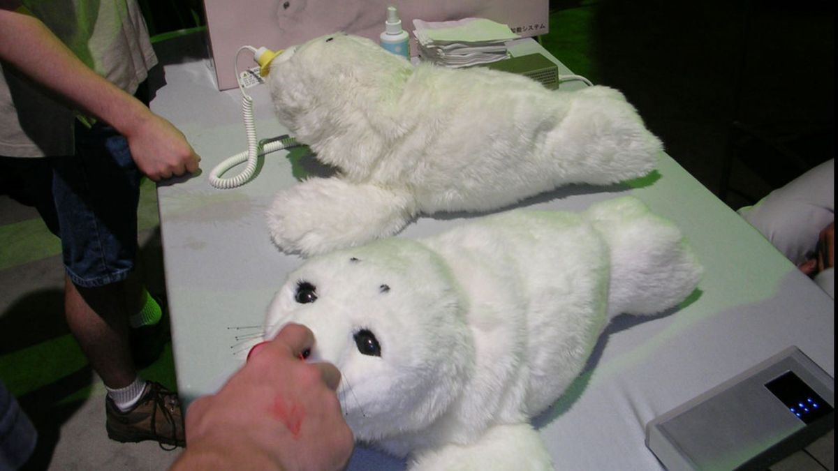 From surgery to therapy: 5 robots changing modern medicine