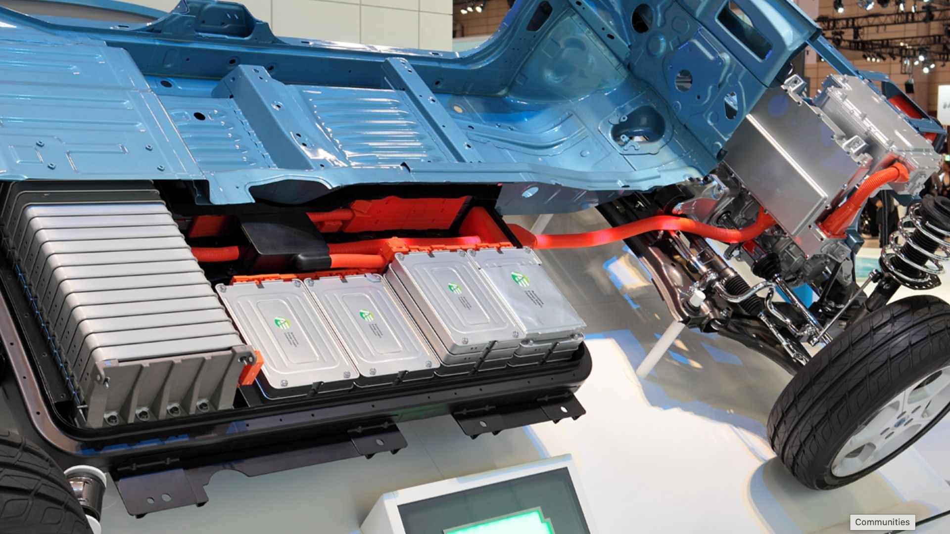 KAIST nanoscale electrode could enable lighter, longer-range EV batteries