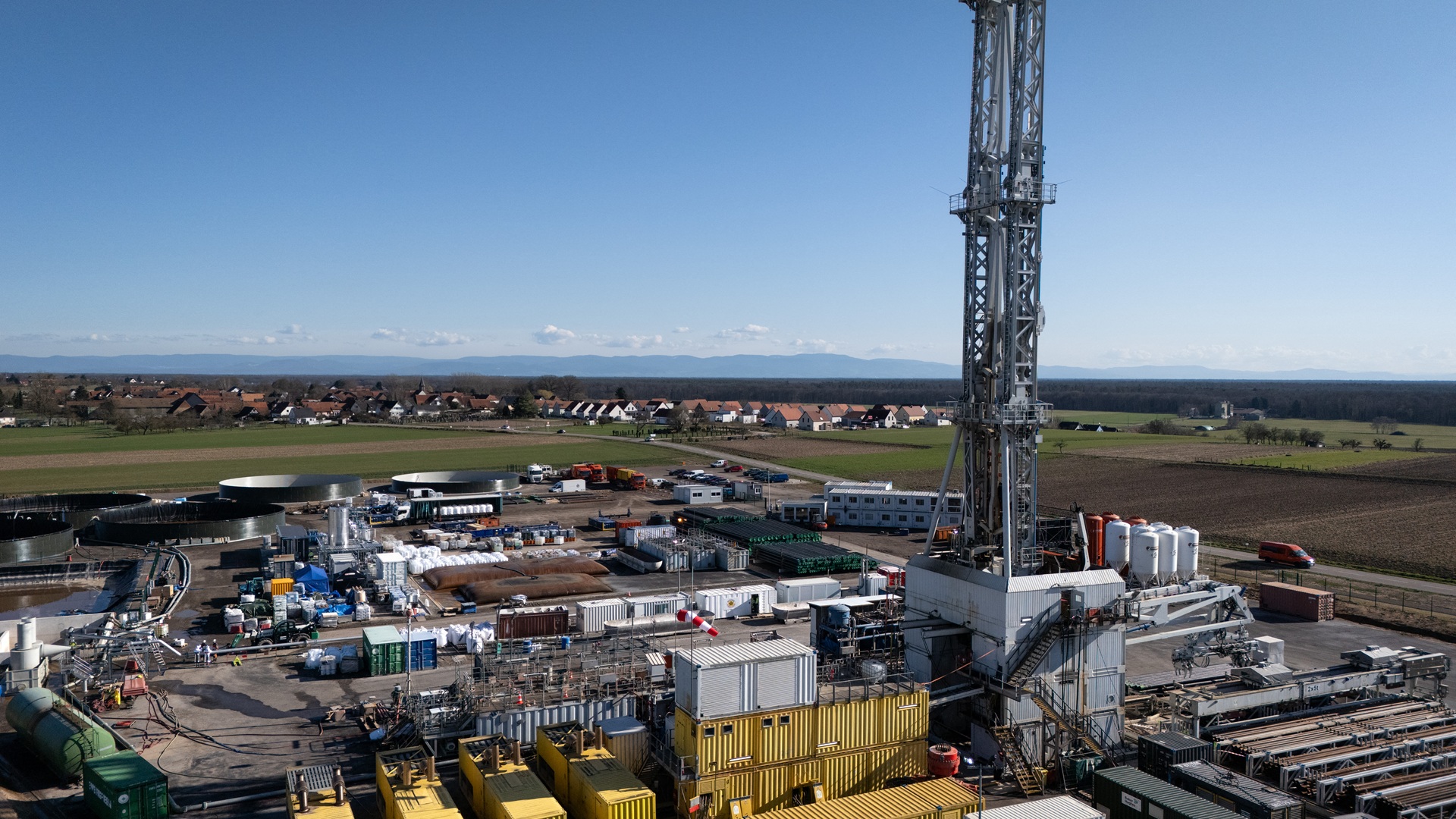 New geothermal well aims to tap hot rock without using water