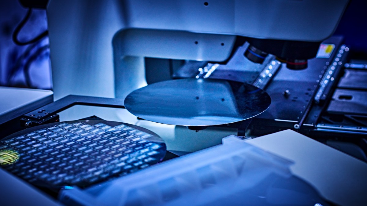 300-mm wafers enable transparent chips that bend thousands of times without failing