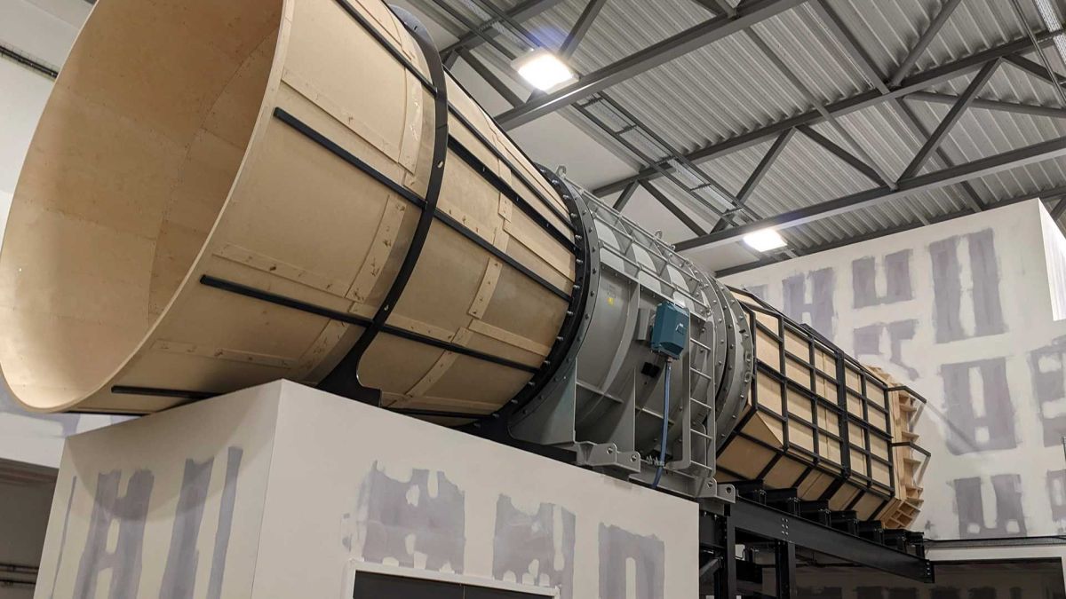 New aircraft paint cuts heat-related errors by 25% in tests above Mach 5 speeds