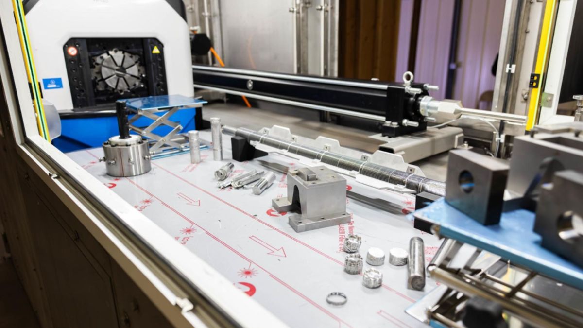 US lab activates automated ‘nuclear-grade banana peeler’ to strip and chop reactor fuel