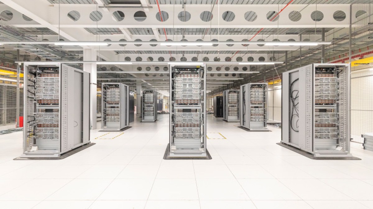 UK-US supercomputers team up to combine tokamak data and build smarter fusion twins