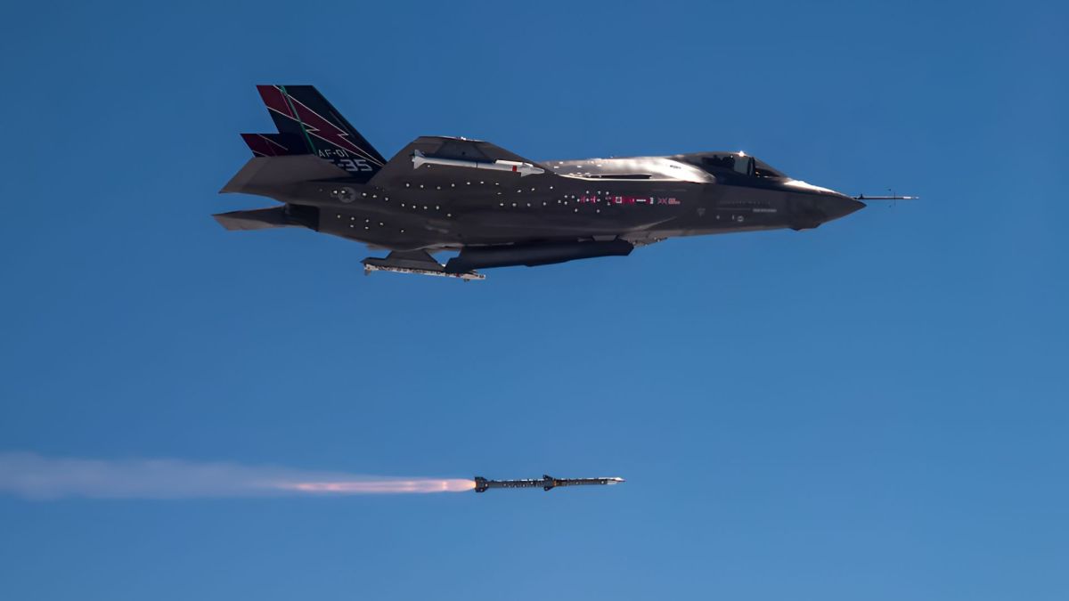 US ramps up 120+ mile strike range AIM-260 missile production with $736M Australia deal