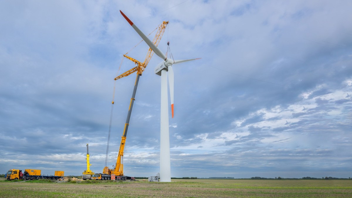 500-kW modular wind turbine with 82-foot blades can swap parts to test new tech