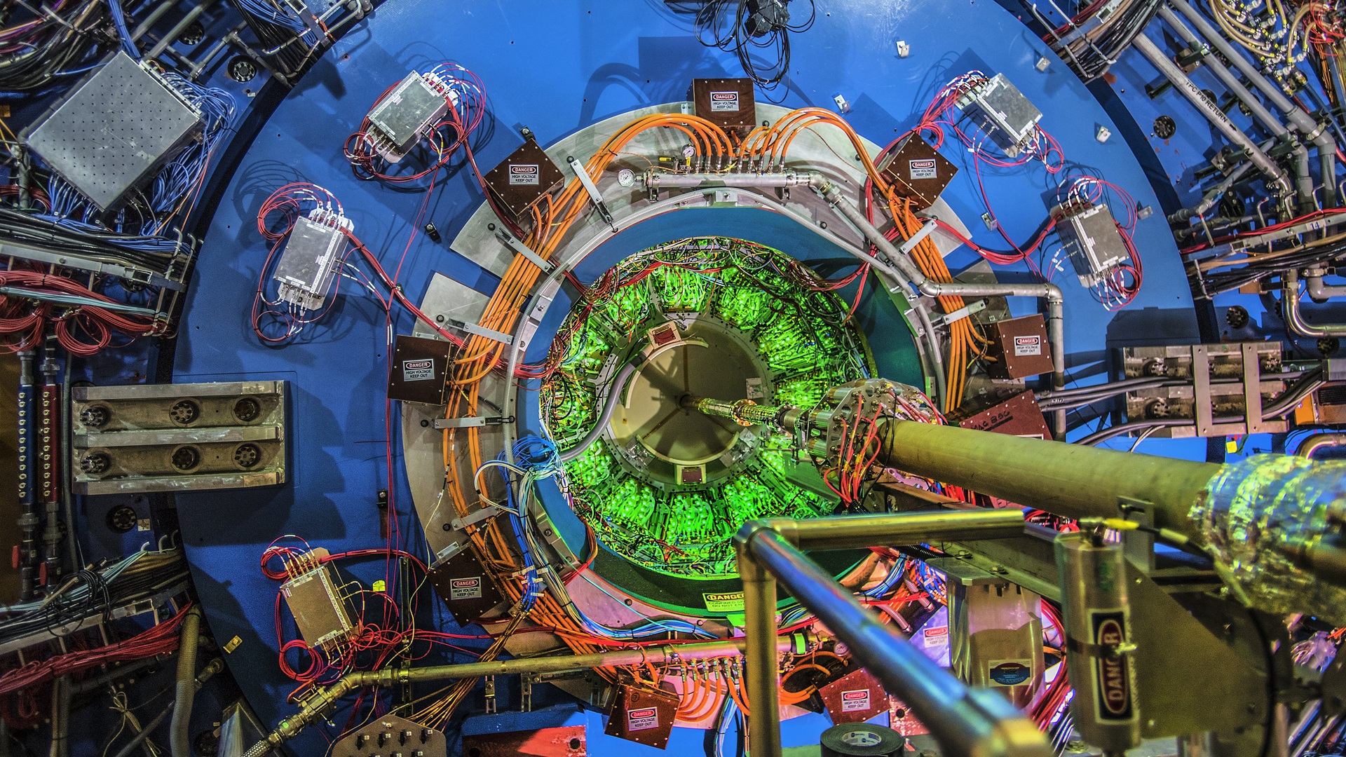 US largest particle collider smashes gold ions at near-light speed