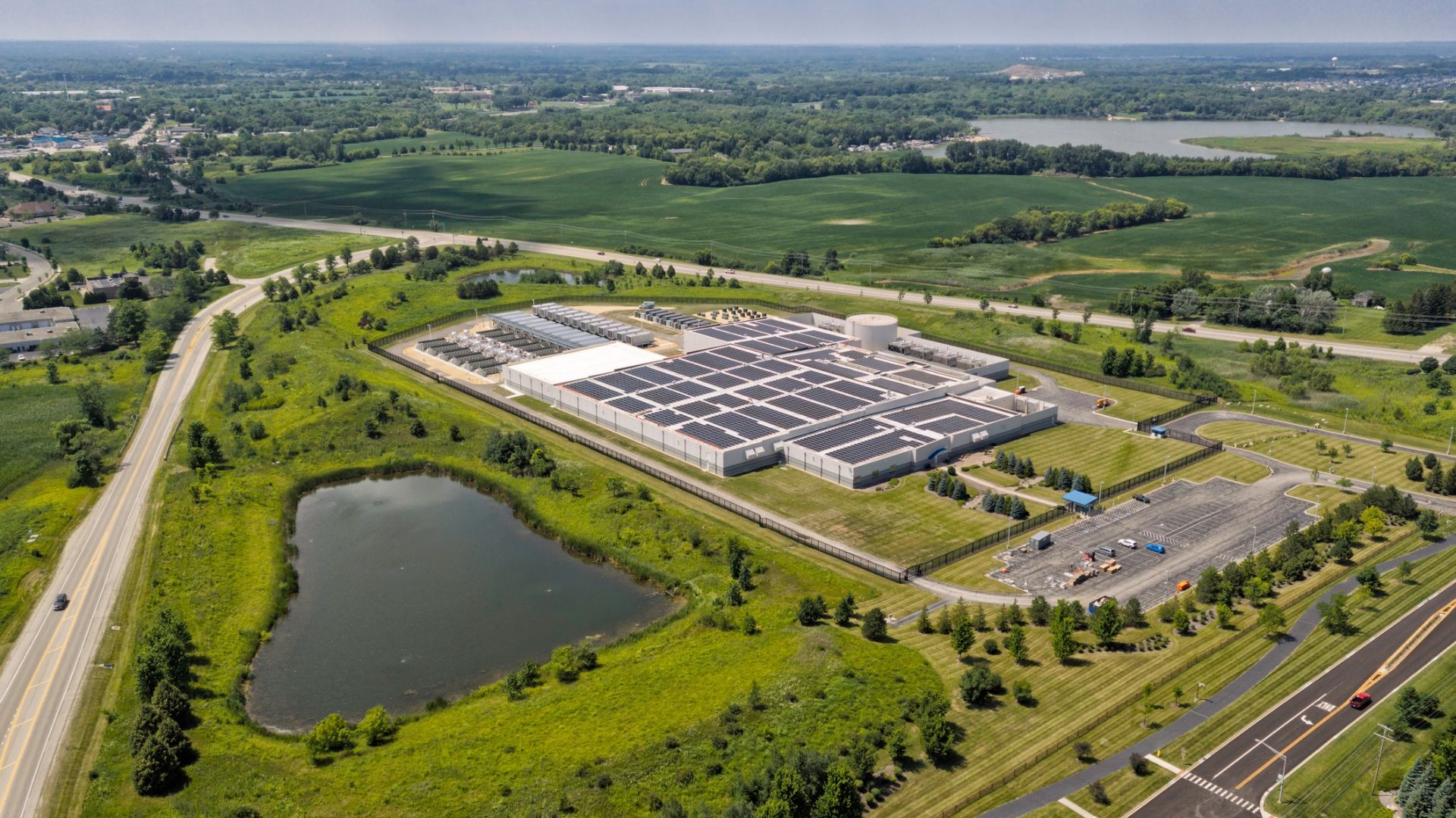 200,000 gallons: AI data center heat could power fresh water production