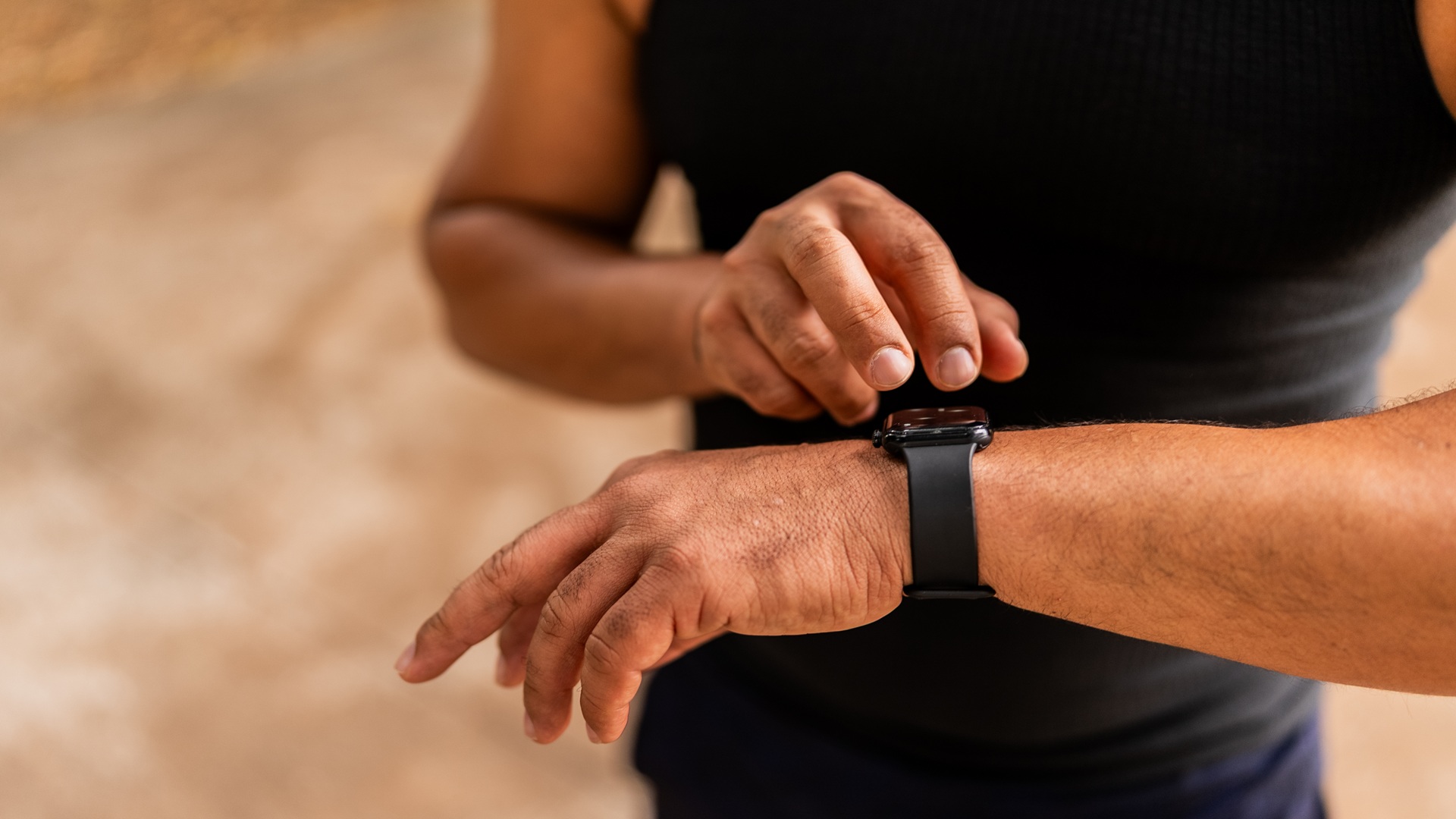 New smartwatch tracks sodium, potassium in 165-minute field test
