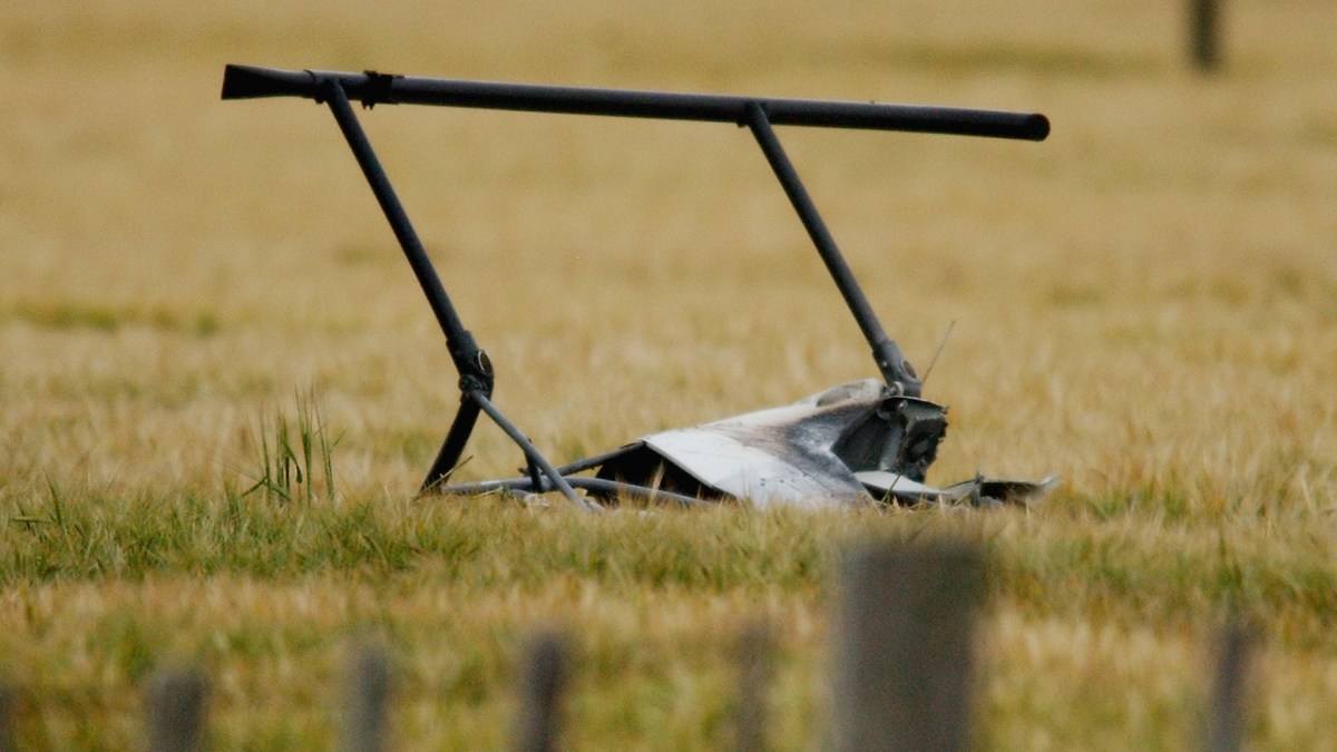 Two helicopters crash into Oregon farm field after midair collision claims three lives