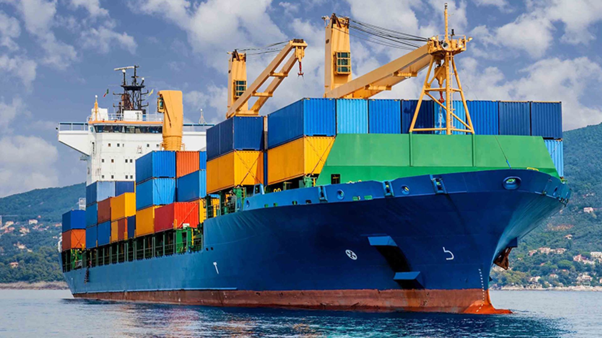 1,700-TEU electric ship design wins approval for 151 MWh battery power