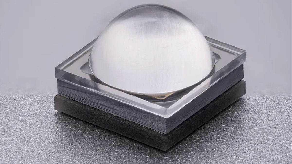 Scientists use far ultraviolet LEDs to transmit data at a record 1.5 Gbps