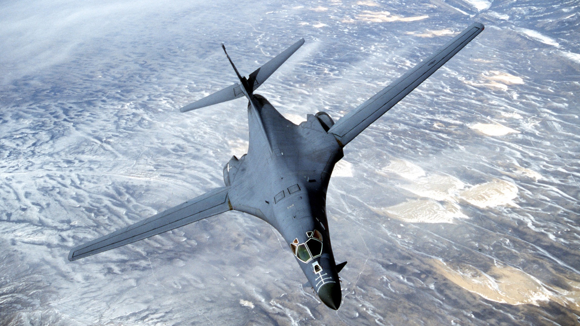 Pentagon Evacuates B-1B Lancer Fleet From RAF Fairford Following Security Alerts