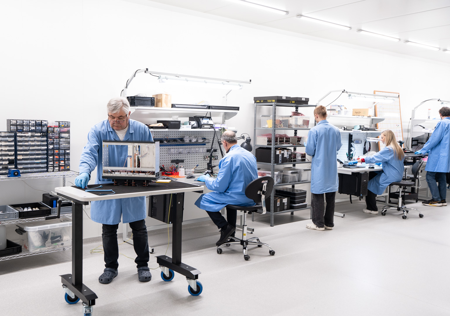 LITILIT Opens Automated Vilnius Factory to Mass Produce Femtosecond Lasers