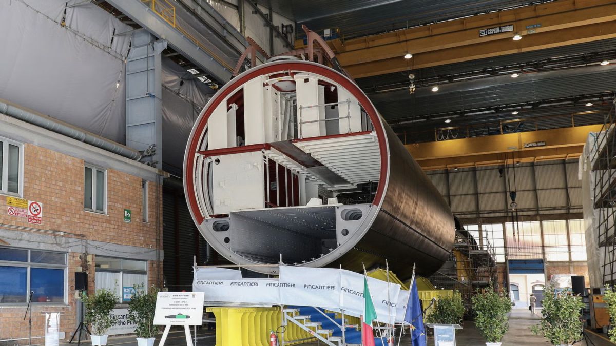 1,800-ton new diesel-electric stealth submarine, soon to be built